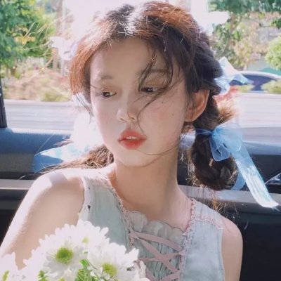 假圣诞老人 封面